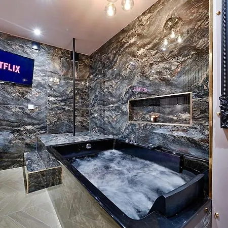 Welcome To Secret Love Yerres Extérieur photo