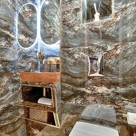 Welcome To Secret Love Yerres Extérieur photo