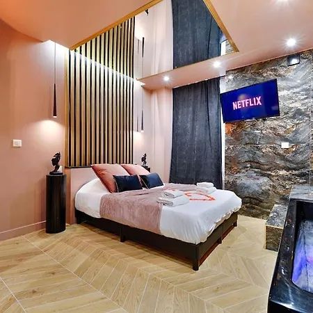 Welcome To Secret Love Yerres Extérieur photo
